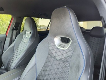 Volkswagen Passat B8 Variant Facelifting 2.0 TDI SCR 150KM 2025 Volkswagen Passat Variant R-Line 2.0TDI 150KM DSG Matrix Hak Masaz Keyless, zdjęcie 7