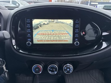 Toyota Aygo X 1.1 VVT-i 72KM 2022 Toyota Aygo X 1.0 VVTi Style 1.0 VVTi Toyota Aygo, zdjęcie 14