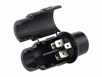 3-КОНТАКТНЫЙ ЭЛЕКТРИЧЕСКИЙ РАЗЪЕМ ДЛЯ ТРАКТОРА ПРИЦЕПА