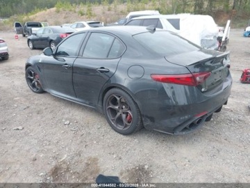 Alfa Romeo Giulia II 2023 Alfa Romeo Giulia Quadrifoglio 2023 2.9l 2.9 Benzyna 505KM, zdjęcie 3