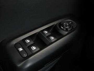 Alfa Romeo Tonale SUV PHEV 1.3 PHEV Q4 280KM 2023 Alfa Romeo Tonale PHEV 4x4 full LED navi kamery, zdjęcie 36