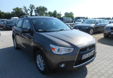 Mitsubishi ASX I SUV 1.8 DID MIVEC 150KM 2011 Mitsubishi ASX Mitsubishi ASX 1.8 diesel 150 KM 4X4 1.8 Diesel 150KM, zdjęcie 2