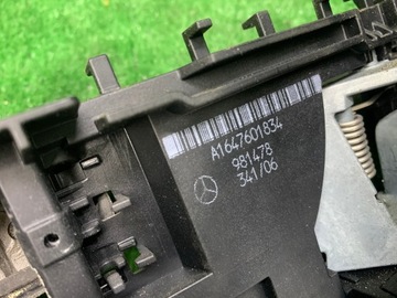 KLIKA PRAVÁ PŘEDNÍ MERCEDES ML W164