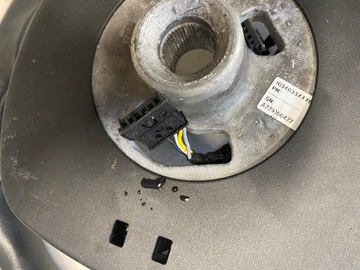 BMW I3 VOLANT KŮŽE 6884000