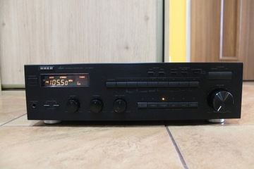 Pięknie brzmiący Amplituner Uher UR-3500 harman/kardon