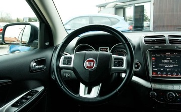 Fiat Freemont 2.0 Multijet II 16v 170KM 2015 Fiat Freemont 2.0 mjet 170KM diesel 4x4 Black Code 7 osob TV Navi PDC Pols, zdjęcie 15