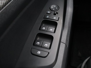 Kia Sportage V SUV 1.6 T-GDI 150KM 2023 Kia Sportage 1.6 T-GDI, Salon Polska, zdjęcie 15