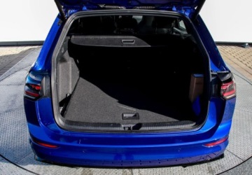 Volkswagen Golf VIII 2025 Volkswagen Golf 1,5TSI 150KM DSG, Kamera Cofania, Head-Up, Zawieszenie ada, zdjęcie 9