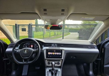 Volkswagen Passat B8 Variant 2.0 TDI BlueMotion SCR 150KM 2017 Volkswagen Passat Variant 2.0 TDI SCR DSG, zdjęcie 8