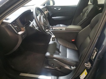 Volvo XC60 II Crossover Plug-In Facelifting 2.0 T8 455KM 2022 Volvo XC 60 T8 Recharge Inscription Express 2022 2.0l 2.0 Hybryda 455KM, zdjęcie 7