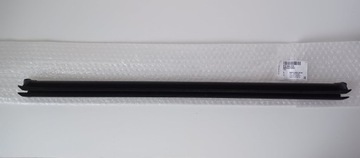 USZCZELKA PASKA OKNA DRZWI AUDI A3 8Y0839479