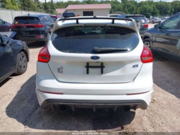 Ford Focus III RS 2.3 EcoBoost 350KM 2017 Ford Focus RS 2017 2.3l 2.3 Benzyna 350KM, zdjęcie 4