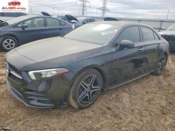 Mercedes Klasa A W177/V177 2020 Mercedes-Benz Klasa A 220 4Matic 2020 2.0 Benzyna 188KM