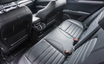 Alfa Romeo Stelvio SUV Facelifting 2.0 Turbo 280KM 2020 Alfa Romeo Stelvio Alfa Romeo Stelvio Veloce GWARANCJA do 2030 2.0 Benzyna, zdjęcie 28