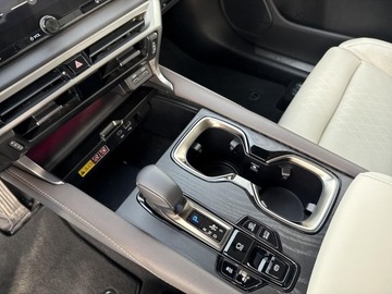 Lexus RX V 2.5 450h+ 309KM 2025 Lexus RX 450h+ Omotenashi IV (2015-2020) RX 450h+, zdjęcie 24