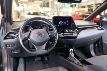 Toyota C-HR I Crossover Facelifting 1.8 Hybrid 122KM 2023 Toyota C-HR 1.8 Hybrid Style 1.8 Hybryda 122KM, zdjęcie 24