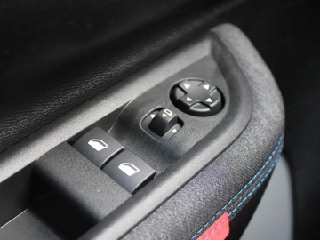 Citroen C3 IV 2025 Plus 1.2 Turbo 100KM, zdjęcie 3