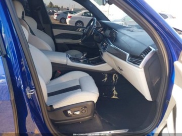 BMW X5 G05 M SUV 4.4 M 600KM 2022 BMW X5 M 2022 4.4l 4.4 Benzyna 600KM, zdjęcie 9