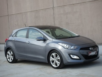 Hyundai i30 II Hatchback 3d 1.6 CRDi (HIGH)  128KM 2013 Hyundai i30 1.6 CRDI 128KM/Panorama, zdjęcie 4