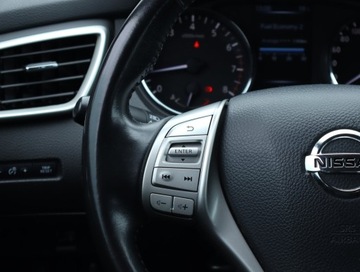 Nissan Qashqai II Crossover 1.2 DIG-T 115KM 2016 Nissan Qashqai 1.2 DIG-T, Salon Polska, zdjęcie 17