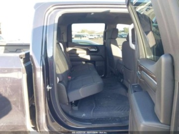 Chevrolet Silverado II 2024 Chevrolet Silverado 1500 Short Bed Lt Trail Boss 2024 2.7 Benzyna 310KM, zdjęcie 12