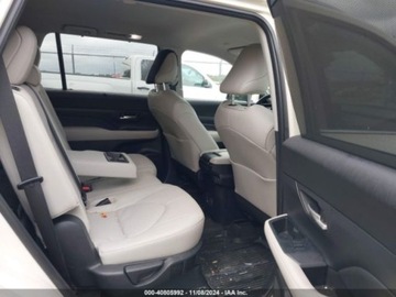 Toyota 2024 Toyota Grand Highlander 2024r., Limited, od ubezpieczalni 2.4 Benzyna 265KM, zdjęcie 9