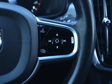 Volvo V90 II Kombi 2.0 D4 190KM 2017 Volvo V90 Cross Country D4 2.0 AWD, 187 KM, 4X4, zdjęcie 22