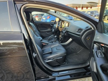 Volvo V40 II Hatchback Facelifting 2.0 D3 150KM 2019 Volvo V40 2.0 Diesel 150KM, zdjęcie 7