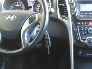 Hyundai i30 II Hatchback 3d 1.4 100KM 2013 Hyundai i30 1.4, zdjęcie 21