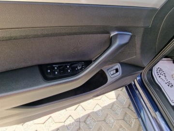 Volkswagen Passat B8 Variant 2.0 TDI BlueMotion SCR 150KM 2016 Volkswagen Passat 2.0 150Ps DSG Navi Alu Zarej.PL Gwarancja 2.0 Diesel, zdjęcie 10