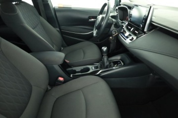 Toyota Corolla XII Sedan 1.5 VVT-i 125KM 2022 Toyota Corolla 1.5 VVT-i, Salon Polska, zdjęcie 6