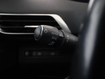 Peugeot 3008 II Crossover Facelifting  1.5 BlueHDi 130KM 2021 Peugeot 3008 Allure Pack automat navi kamera, zdjęcie 35