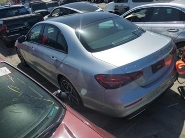 Mercedes Klasa E W213 2021 Mercedes-Benz Klasa E 350, 2021r., 2.0L, zdjęcie 3