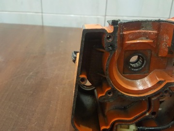 STIHL 015 КАРТРИДЖ КОРПУС ДВИГАТЕЛЯ ПОЛУБЛОК