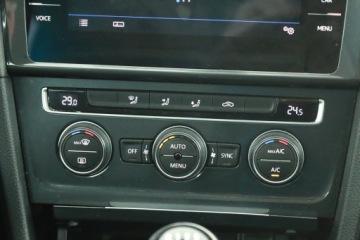 Volkswagen Golf VII Variant Facelifting 1.6 TDI-CR DPF BMT 115KM 2020 VW Golf 1.6 TDI, Salon Polska, Klima, Klimatronic, zdjęcie 10