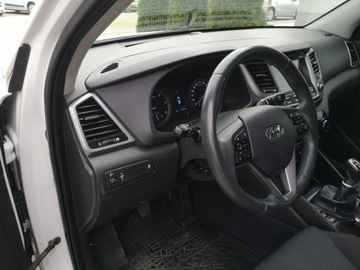 Hyundai Tucson III SUV 1.7 CRDI 115KM 2017 Hyundai Tucson 1.7 CRDI 116KM Klimatronic, zdjęcie 11