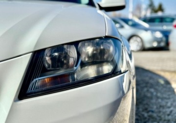 Audi A3 8P Hatchback 3d 1.6 TDI 105KM 2011 Audi A3 Sportback 1.6 TDI 105KM led climatronic 5 drzwi nowe sprzeglo 1.6, zdjęcie 12