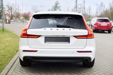 Volvo V60 II  2022 V60 __SUPER PEDANTYCZNY STAN__KUBEŁKOWE FOTELE, zdjęcie 11