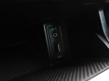 Volkswagen Golf VII GTD Variant Facelifting 2.0 TDI-CR BMT 184KM 2017 Volkswagen Golf GTD 184KM PDC grzane fotele, zdjęcie 23