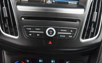 Ford Focus III Sedan Facelifting 1.6 TDCi 115KM 2015 Ford Focus 1.6D 2015 Duza Navi Sam Parkuje 2 KPL KOL Sprowadzony 1.6, zdjęcie 37