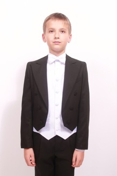 Белый жаккардовый жилет размер 146 XL