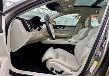 Volvo S60 III Sedan 2.0 T6 310KM 2019 Volvo S60 Volvo S60 T6 AWD Inscription 2.0 Benzyna 310KM, zdjęcie 7