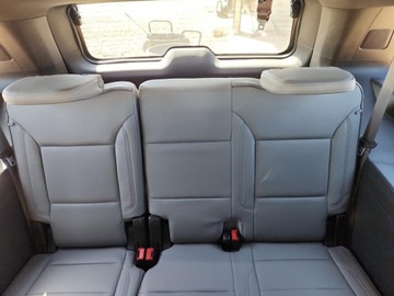  GMC Yukon SLT 2023 5.3l 5.3 Benzyna 355KM, zdjęcie 10