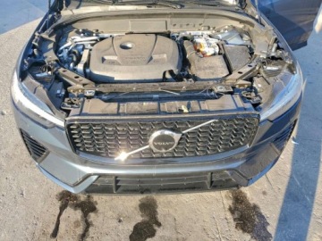 Volvo XC60 II 2024 Volvo XC 60 Ultimate 2024 2.0 Hybryda 247KM, zdjęcie 6