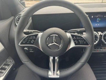 Mercedes GLA II Off-roader Facelifting 2.0 220 190KM 2025 MERCEDES-BENZ GLA 220 4-Matic AMG Line 2.0 (190KM) 2025, zdjęcie 5