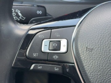 Volkswagen Golf VII Hatchback 3d Facelifting 1.5 TSI BMT 130KM 2019 Volkswagen Golf 1.5 TSI 130 DSG Comfortline Kamera cofania ACC 1.5, zdjęcie 13