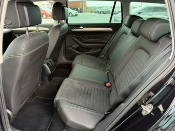 Volkswagen Passat B8 Alltrack Facelifting 2.0 TDI SCR 200KM 2021 Volkswagen Passat Variant 2.0 TDI 200KM 4x4 DSG, zdjęcie 13