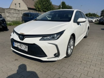 Toyota Corolla XII TS Kombi Facelifting 1.8 Hybrid 140KM 2023 Toyota Corolla PL Auto Hybryda Kamera Virtual