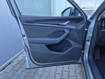 Skoda Kodiaq II SUV 1.5 TSI mHEV 150KM 2026 Skoda Kodiaq Drive 1.5 TSI DSG Auto z placu, zdjęcie 13
