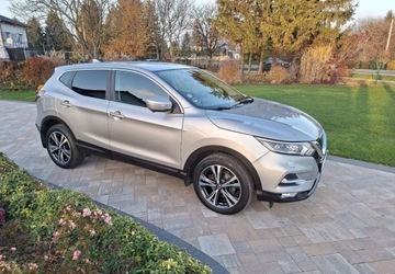 Nissan Qashqai II Crossover 1.6 DIG-T 163KM 2017 Nissan Qashqai Nissan Qashqai 1.6 DIG-T N-Connecta 1.6 Benzyna 163KM, zdjęcie 5